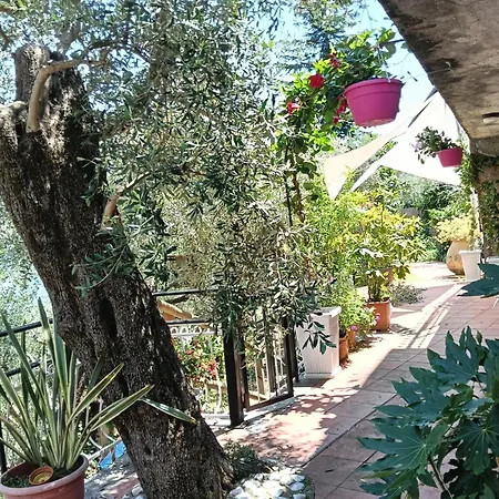 Nyaraló La Terrazza Dei Moi, Relax Nel Villatella